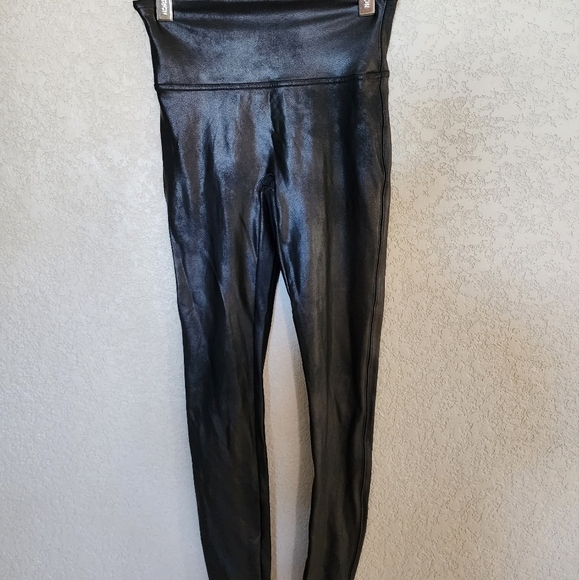 Spanx faux Leather leggings Size Small - Picture 5 of 5